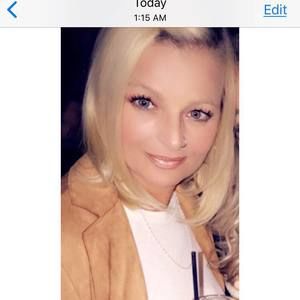 Meet your Posher, Paula